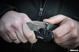 Wygładzanie ostrza ostrzałką Lansky Blade Medic Lansky Blade Medic wygładzanie ostrza