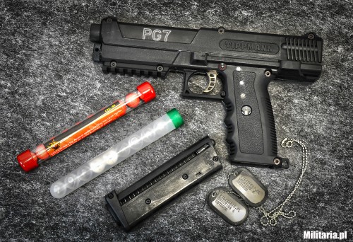 Broń na kule gumowe Tippman, kule treningowe