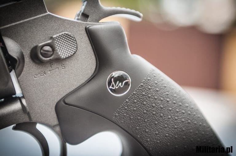 Replika ASG Dan Wesson 8 Dan Wesson 8" rewolwer asg action sport games