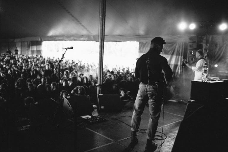 Na festiwalu doradzamy, co zapakować na festiwal
