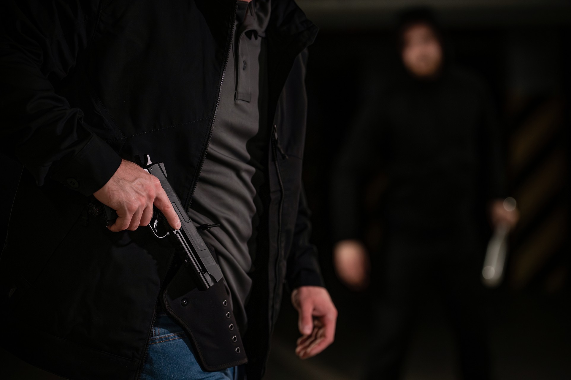 Obrona miru domowego – aspekty prawne oraz narzędzia do samoobrony